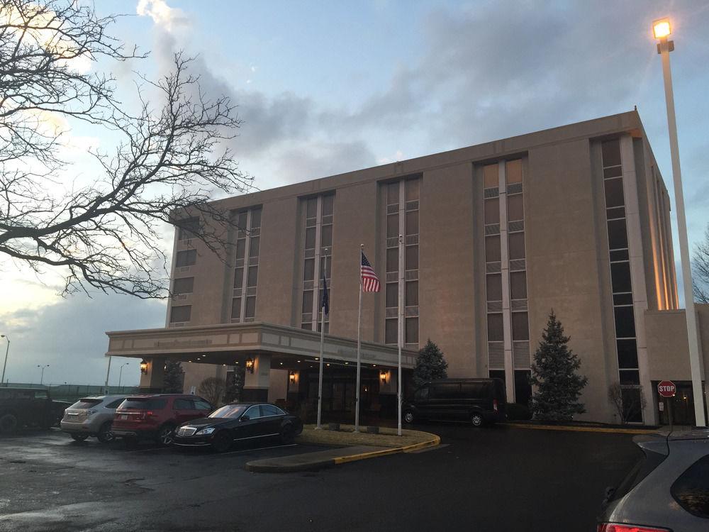 Clarion Hotel Indianapolis Exterior foto